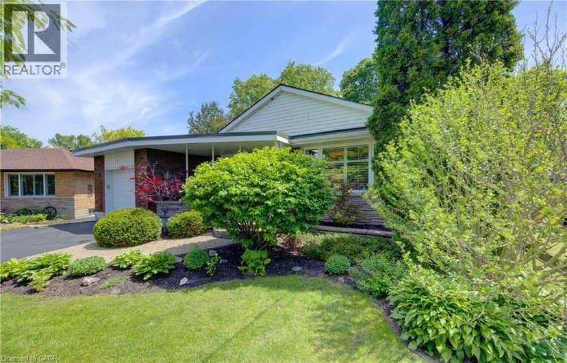 71 PINECREST Drive — photo 3 of 40