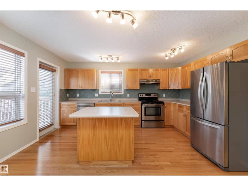 812 Barnes Link SW, Edmonton, photo 3