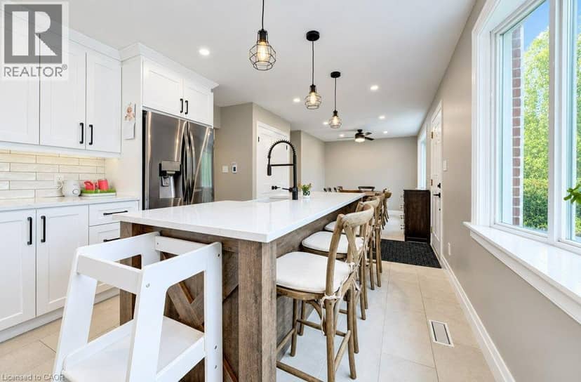 37 MARGARET Avenue N, Waterloo, photo 7