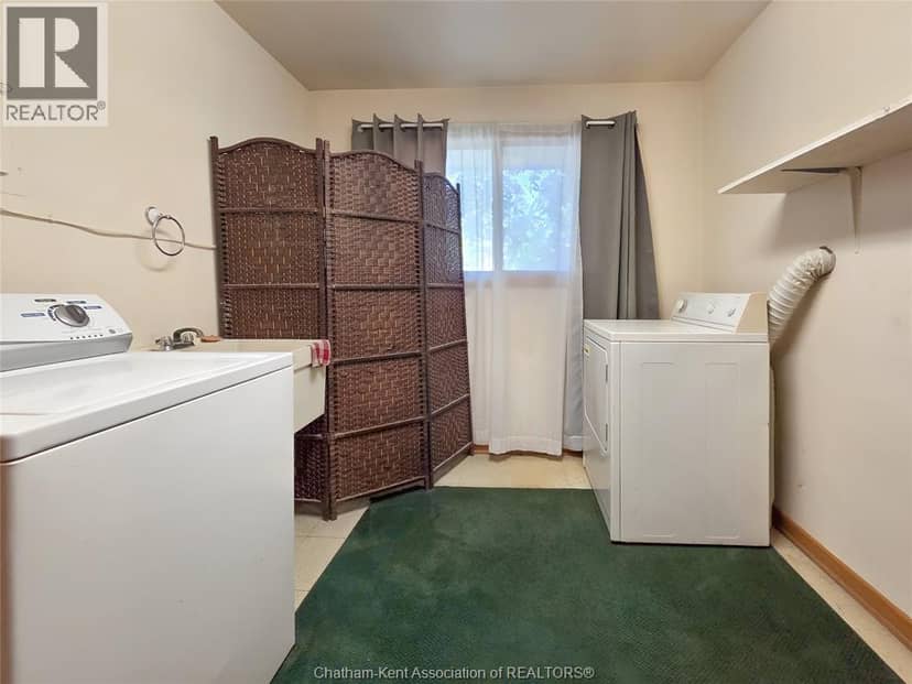 454 King STREET West — photo 37 of 40