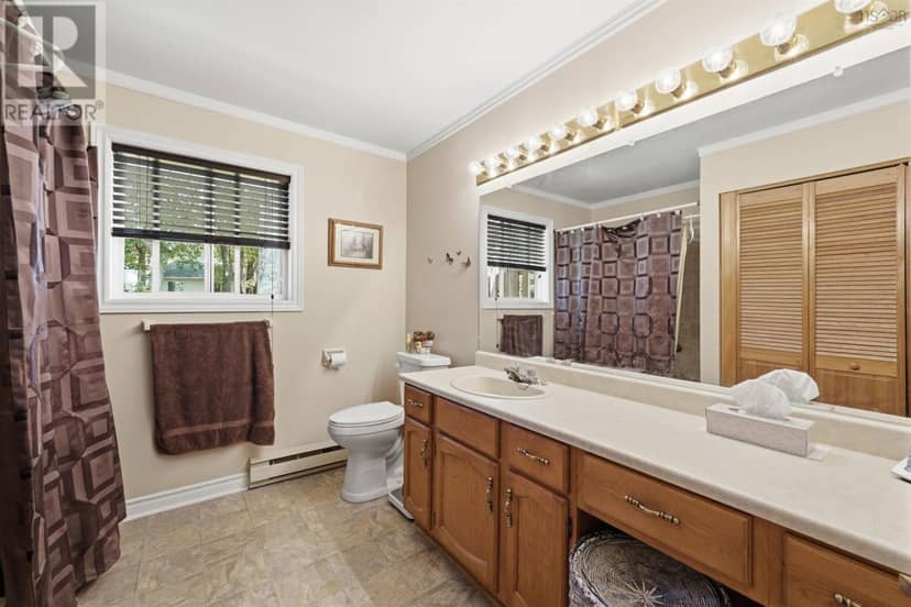 73 Wynn Castle Drive — photo 17 of 40