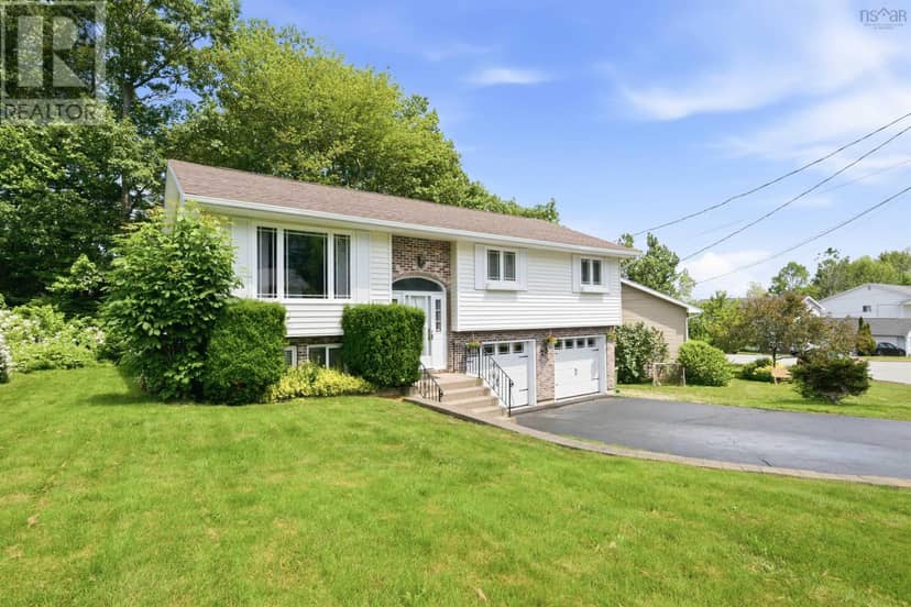 73 Wynn Castle Drive, Lower Sackville, photo 2