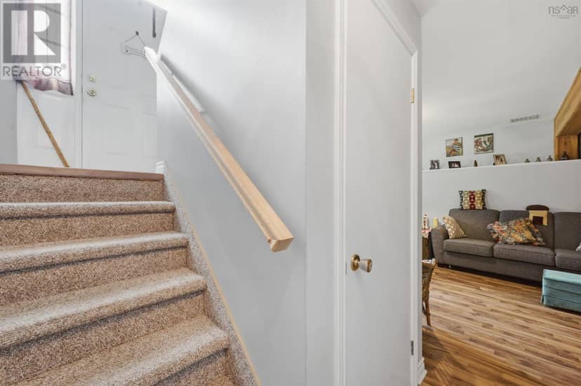 73 Wynn Castle Drive — photo 32 of 40