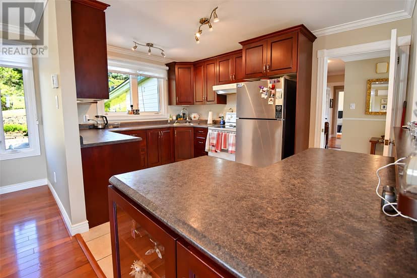 51 Old Petty Harbour Road — photo 7 of 28