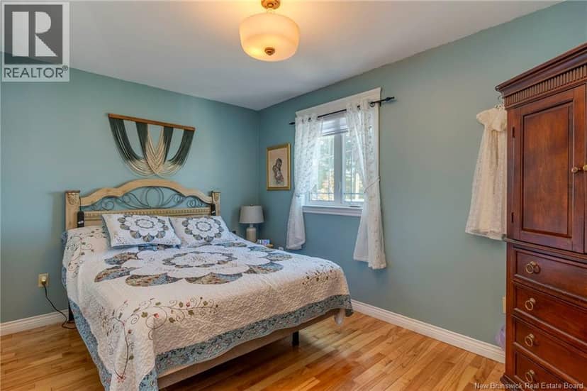 41 Manuel — photo 23 of 40