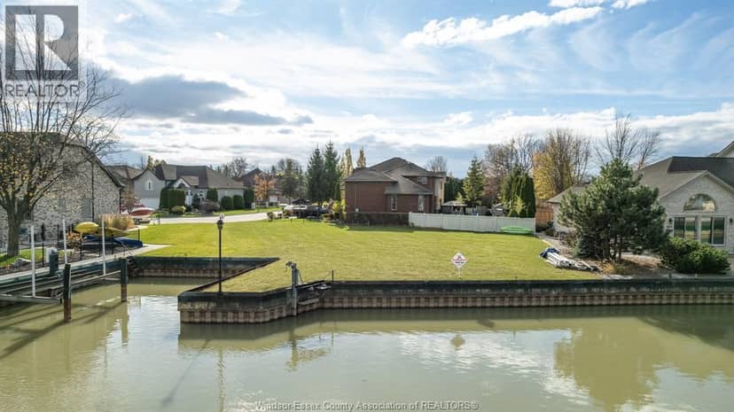 256 Moceri Crescent — photo 15 of 23