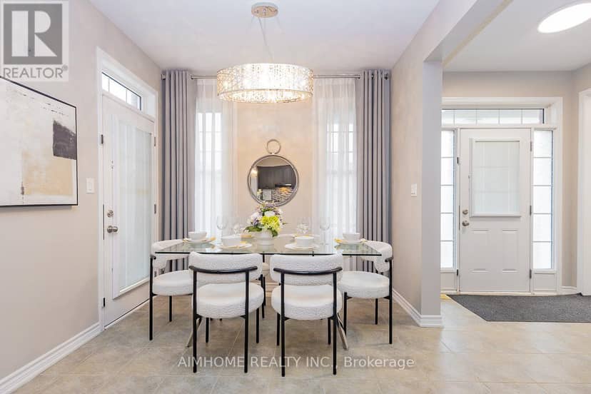 246 Thomas Phillips Drive, Aurora, photo 8