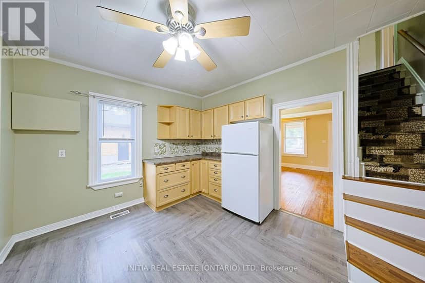 221 Bright Street — photo 17 of 27