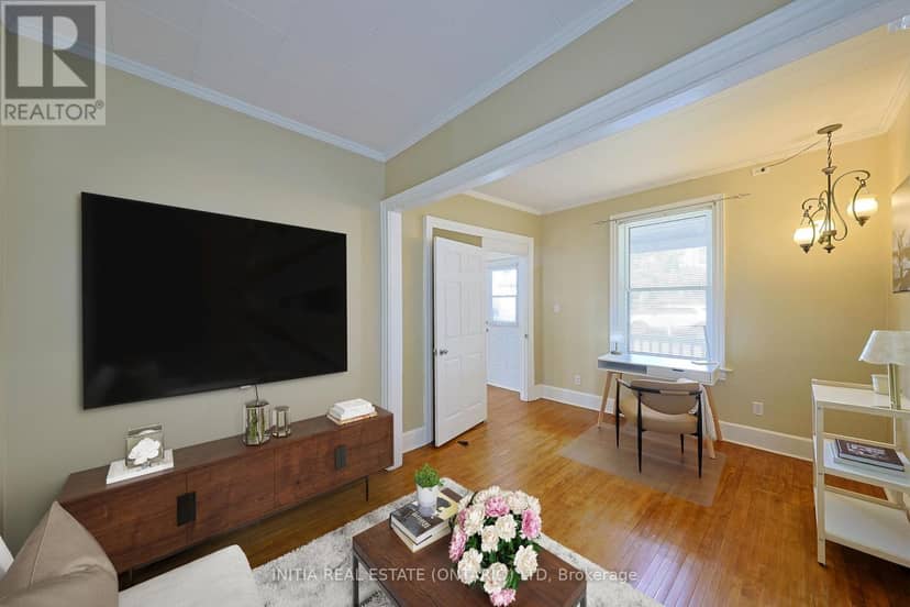 221 Bright Street — photo 7 of 27