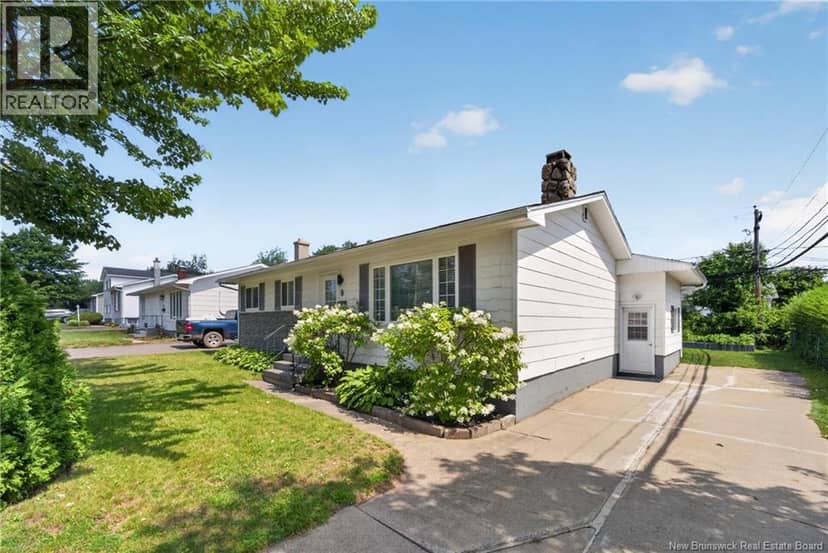 9 Magellan Drive — photo 2 of 40