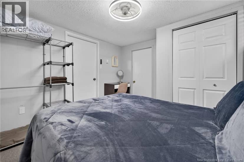 9 Magellan Drive — photo 13 of 40