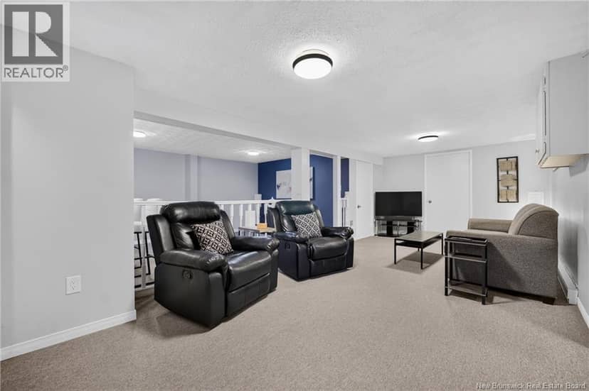 9 Magellan Drive — photo 20 of 40