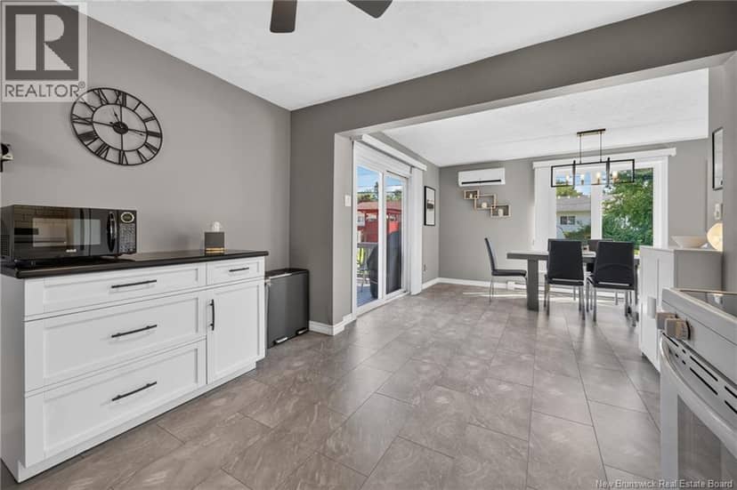 9 Magellan Drive — photo 33 of 40
