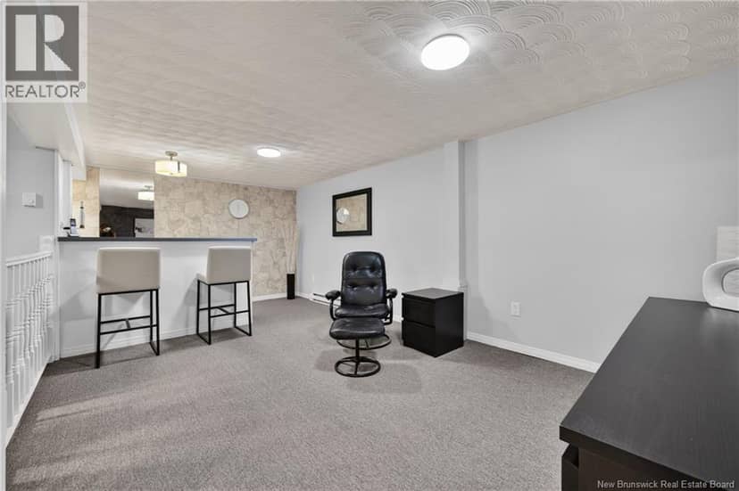 9 Magellan Drive — photo 24 of 40
