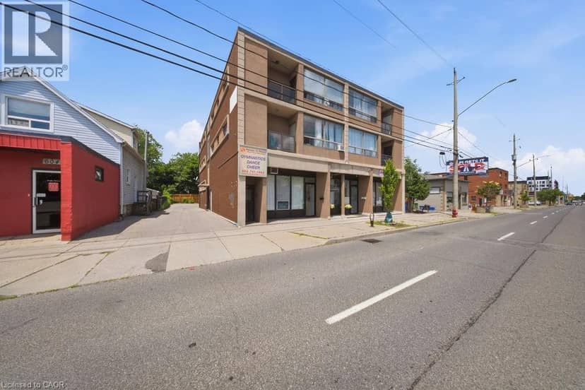 600 UPPER WELLINGTON Street — photo 17 of 17