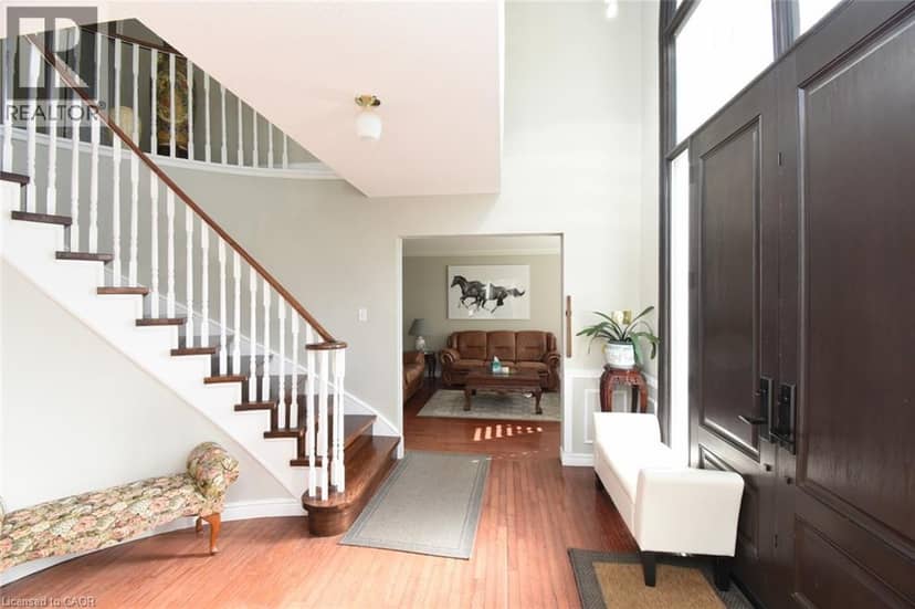 110 CITATION Crescent, Ancaster, photo 4