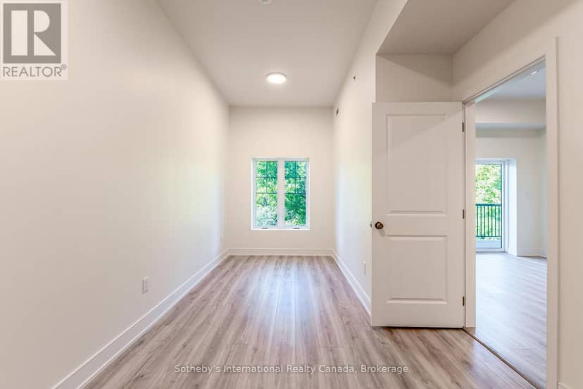 316 - 121 Mary Street — photo 17 of 40