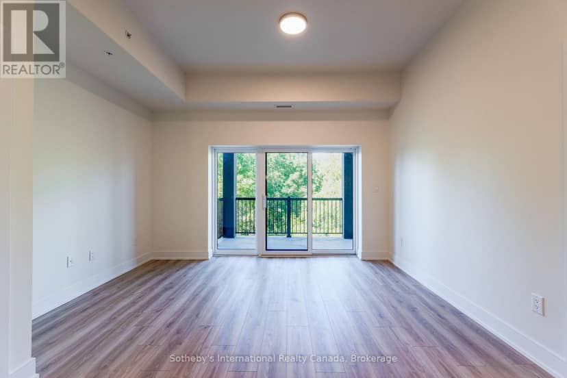 316 - 121 Mary Street — photo 18 of 40
