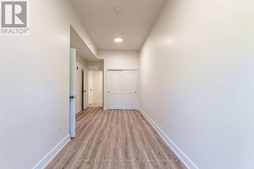 316 - 121 Mary Street — photo 19 of 40
