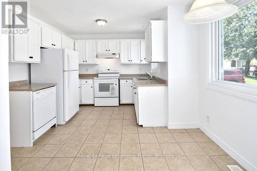 724 Ste Marie Street — photo 5 of 40