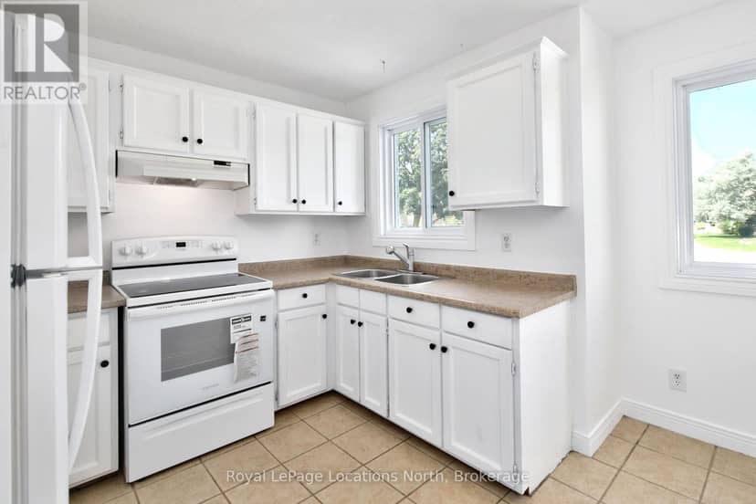 724 Ste Marie Street — photo 3 of 40