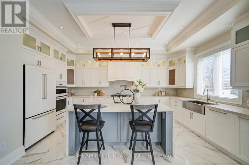 476 Tennyson Drive — photo 13 of 40