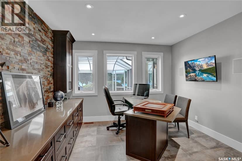 203 North Shore DRIVE — photo 31 of 40