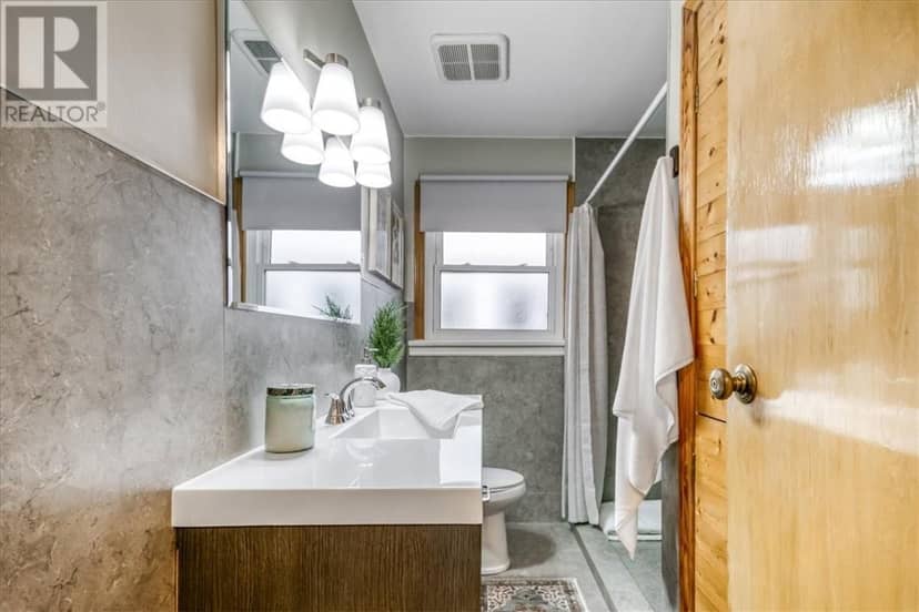 95 Hyland Drive — photo 16 of 40
