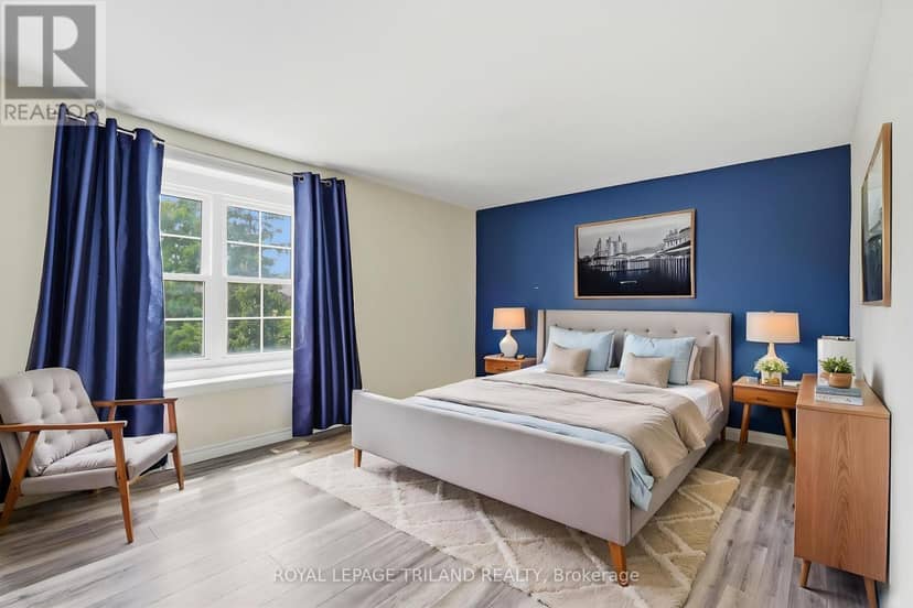 84 - 900 Pond View Road, London South, photo 8