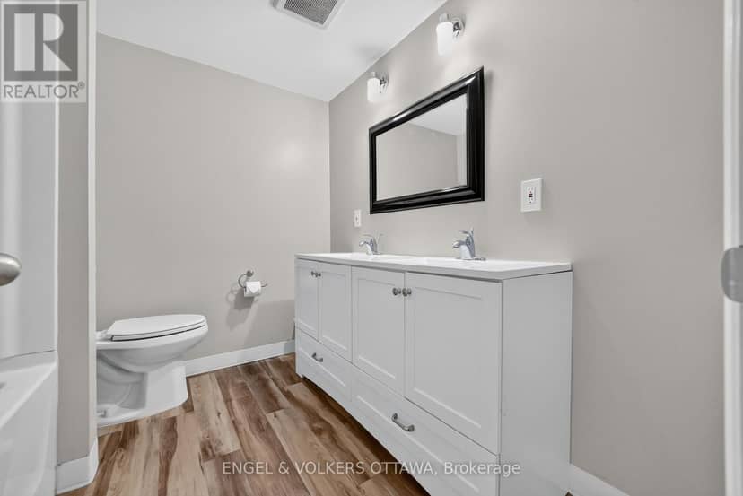 1238 St. Paul Avenue — photo 35 of 40