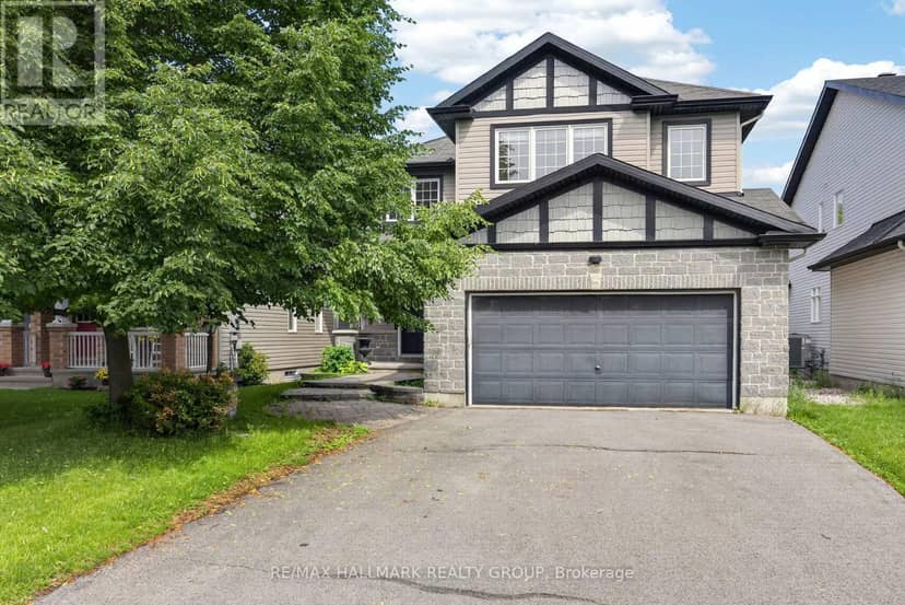520 Mazari Crescent — photo 1 of 40