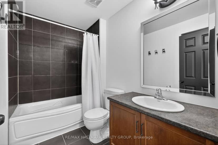 520 Mazari Crescent — photo 40 of 40