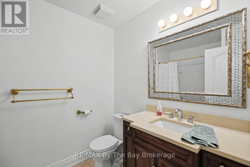 33 Telfer Road — photo 24 of 40