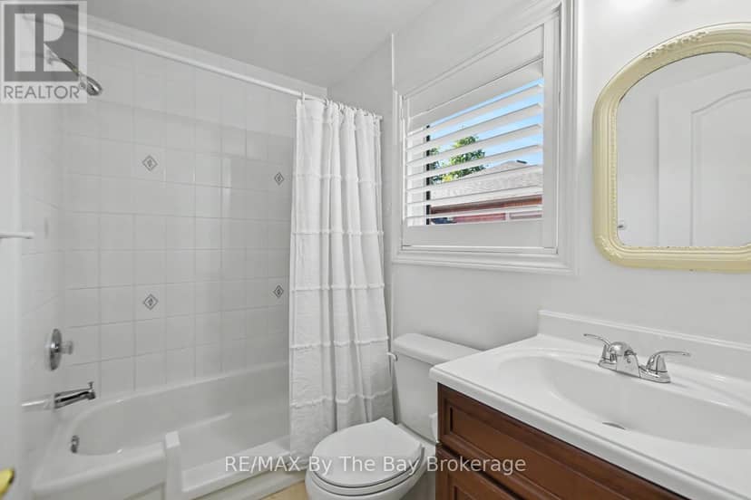 33 Telfer Road — photo 21 of 40