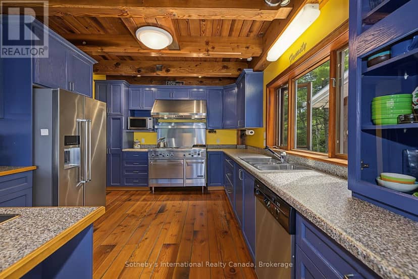 15 & 17 Janet Lane — photo 21 of 40
