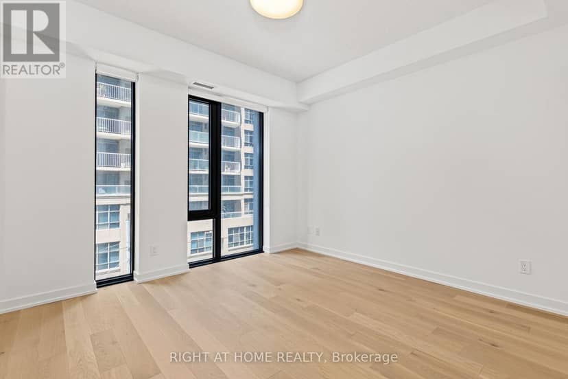 315 - 25 Richmond Street E — photo 17 of 22