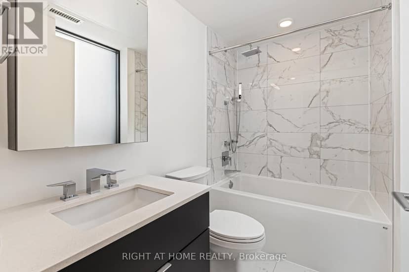 315 - 25 Richmond Street E — photo 18 of 22