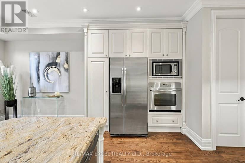 3004 Bayview Avenue — photo 12 of 36