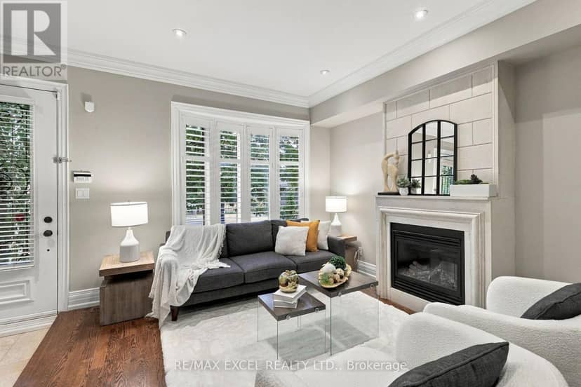 3004 Bayview Avenue — photo 3 of 36