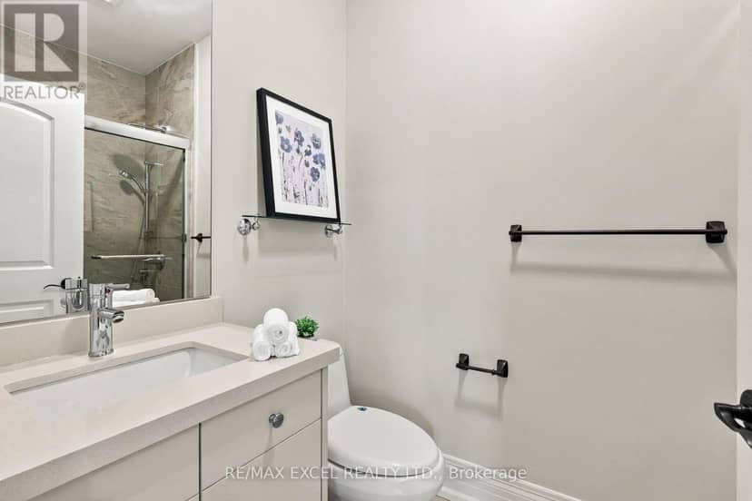 3004 Bayview Avenue — photo 32 of 36