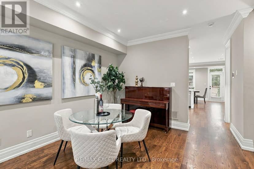 3004 Bayview Avenue — photo 6 of 36