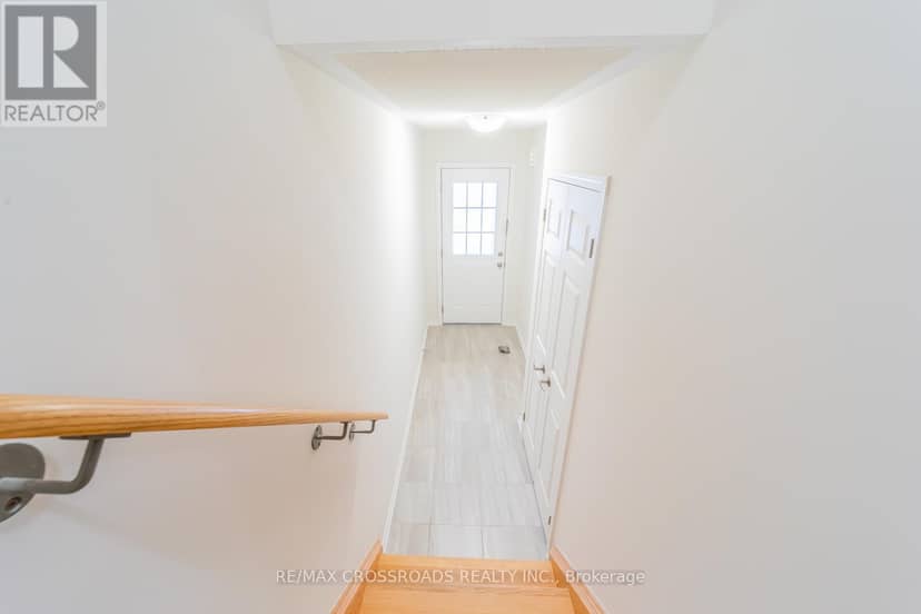 332 Coronation Road — photo 33 of 34