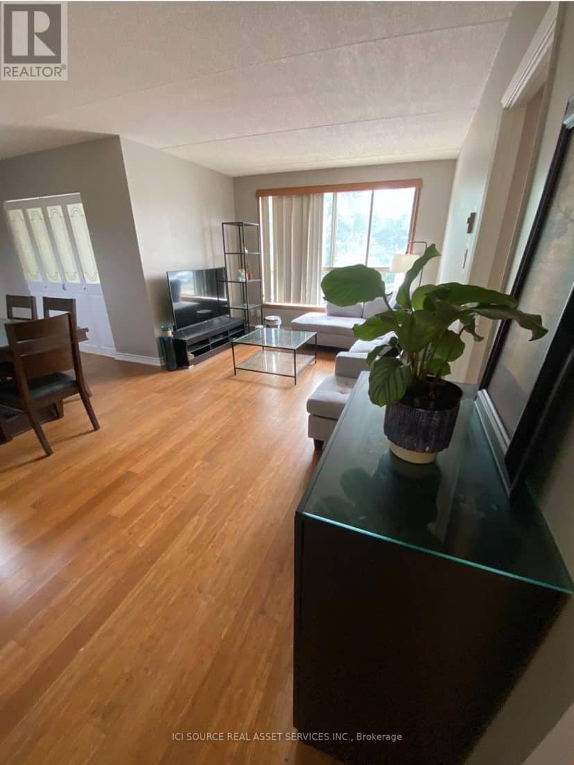 204 - 249 Major Mackenzie Drive E, Richmond Hill, photo 5