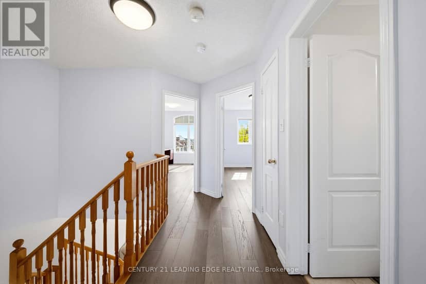 818 Castlemore Avenue — photo 28 of 40