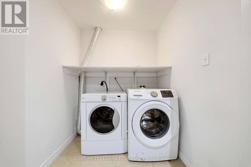 818 Castlemore Avenue — photo 38 of 40