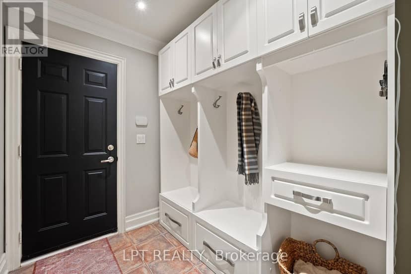 112 Tyler Street — photo 25 of 40