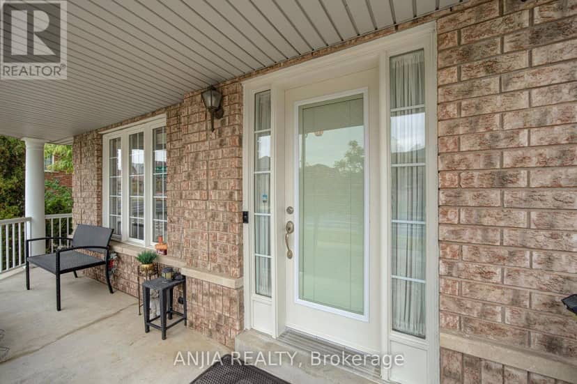 1 Aylesbury Gate, Markham, photo 3