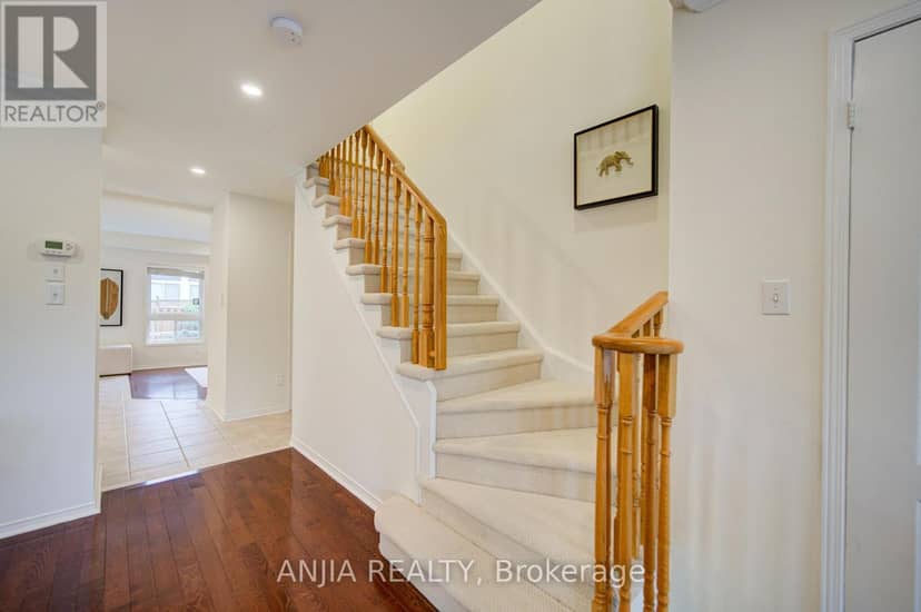 1 Aylesbury Gate, Markham, photo 6