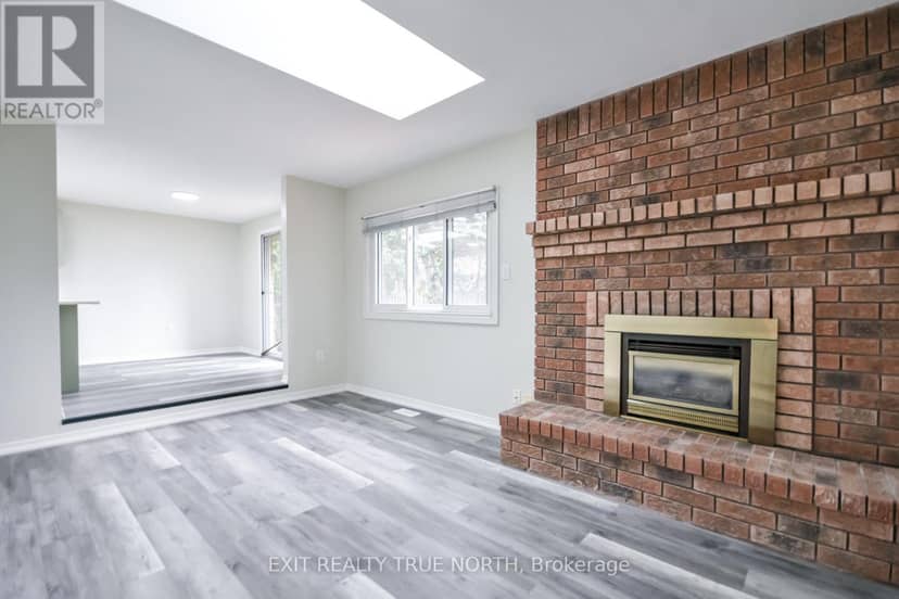 426 Sunnidale Road — photo 11 of 29