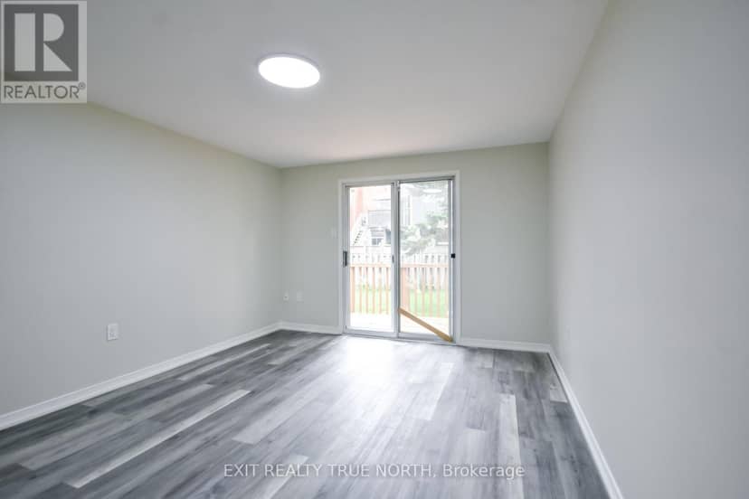426 Sunnidale Road — photo 14 of 29